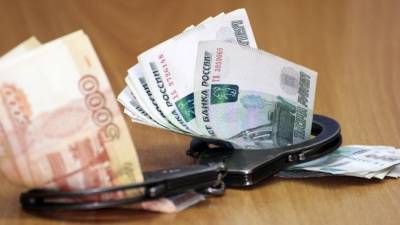 Саратовчанин заплатит 3 млн рублей за попытку подкупить силовика