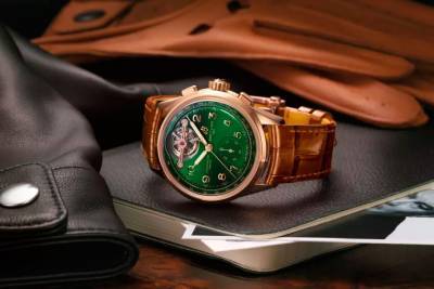 Компания Bentley и швейцарский производитель часов Breitling выпустили очередную коллаборацию