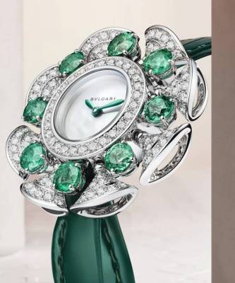 Watches & Wonders 2021: Bvlgari ставят мировые рекорды и манят цветными драгоценными камнями