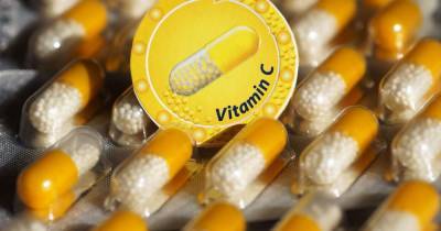 Нужно ли при коронавирусе принимать витамин С: врач рассказал