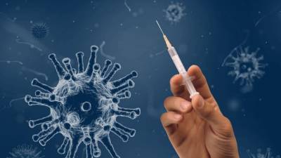 Гендиректор "Вектора" назвал причину заболеваний коронавирусом после вакцинации