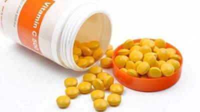 Стало известно, нужно ли принимать витамин С во время эпидемии COVID-19