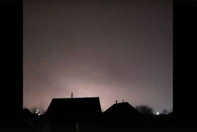 В Рязани сняли на видео необычные вспышки в небе