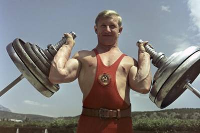 Скончался на 81-м году жизни олимпийский чемпион по тяжелой атлетике Виктор Куренцов