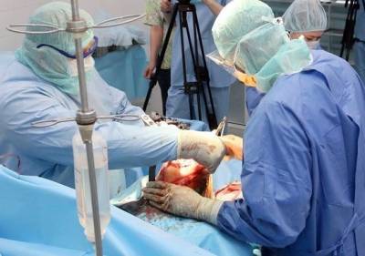 Тюменские врачи спасли лицо мужчине, обезображенное укусом бойцовского пса