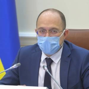 Шмыгаль: Необходимости вводить тотальный локдаун по Украине нет