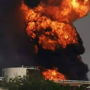 На востоке Мексики прогремели шесть взрывов на нефтеперерабатывающем заводе
