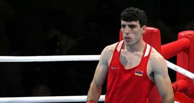 Бачков и его соперник турок "сразились" взглядами: армянский боксер снова выйдет на ринг
