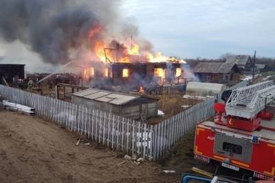 В Красноборском районе семья осталась без крыши над головой в результате пожара