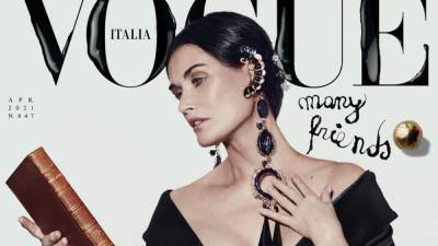 Деми Мур - Ким Джонс - Деми Мур украсила обложку Vogue Italia: волшебный кадр - 24tv.ua