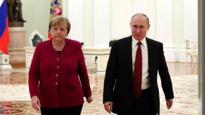 Путин и Меркель обсудили Донбасс в ходе телефонных переговоров