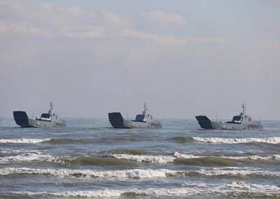 Обострение ситуации на Украине: Россия направила корабли с Каспия в Черное море