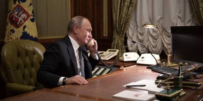 Путин и Меркель обсудили провокации Киева на Донбассе