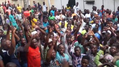 В Бенине вспыхнули массовые протесты против политических репрессий