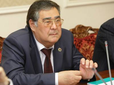 «Взбодрить народ»: бывший кемеровский губернатор Тулеев признался, что ради развития туризма заставлял чиновников переодеваться в йети