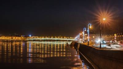 На Литейном мосту в Петербурге заменят покрытие