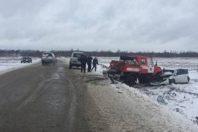 В Тверской области паркетник столкнулся с пожарным автомобилем