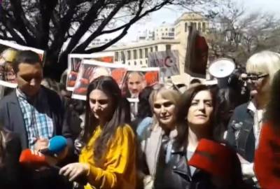 Женский марш в Ереване перешел в столкновения