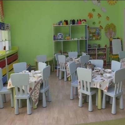 Путин поручил взять под особый контроль темпы создания новых мест в детских садах