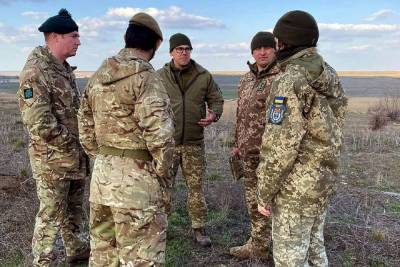 Украинский офицер рассказал о «бумажных» войсках в составе ВСУ