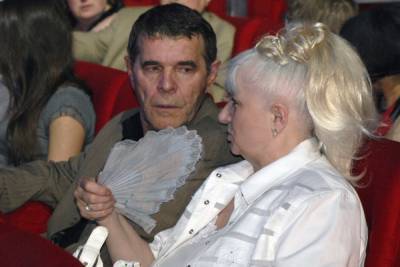 «Все надоело»: Булдаков собирался развестись с женой из-за двойника Баскова