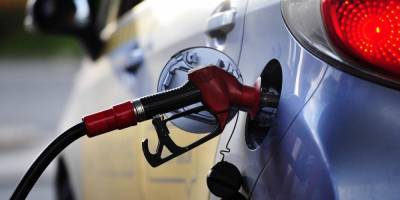 ФАС попросила владельцев АЗС объяснить причины роста цен на топливо