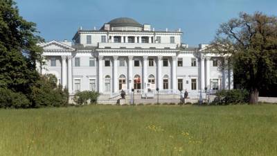 Елагин дворец откроется 13 апреля после реставрации