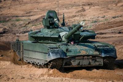 Новые танки Т-80БВМП поступили на вооружение соединений ВВО