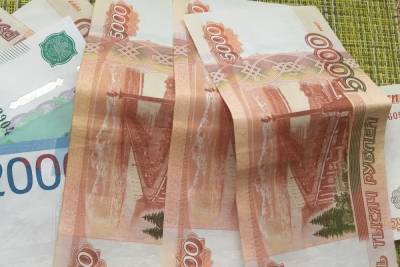 Сотрудница банка в Смоленске сама стала жертвой мошенника