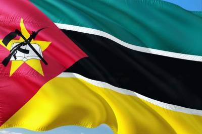 В Мозамбике после атаки террористов нашли могилу с телами иностранцев