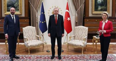 Скандал со стулом: Европарламент потребует разъяснений за инцидент с лидерами ЕС в Турции