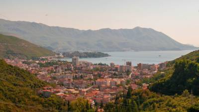 Черногория разрешила россиянам въезд на 90 дней без визы