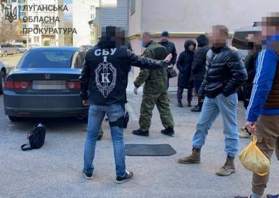 СБУ выявила "оборотня" в МВД: им оказался экс-боевик из Луганска