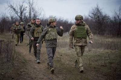 Зеленский посетил позиции ВСУ на передовой, где погибли украинские защитники. ФОТОрепортаж