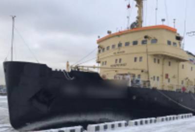 Петербургские полицейские пресекли хищение более 100 тонн «дизеля»