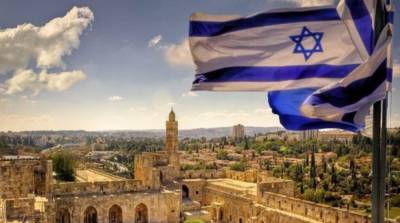 В Израиле правительство одобрило ослабление карантина