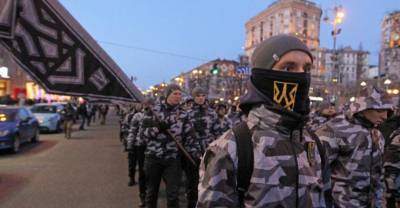 Нацисты в строю: как Украина собирает всех, кто хочет убивать