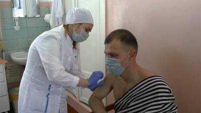 Вакцинация участников Парада Победы в Севастополе продолжается на ЧФ