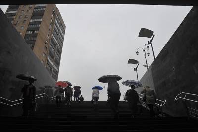 Синоптики спрогнозировали летние дожди в Москве на следующей неделе