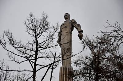 Памятник Юрию Гагарину на Ленинском проспекте отреставрируют