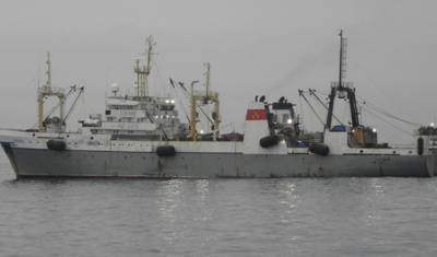 СК начал проверку по факту пожара на траулере в Охотском море
