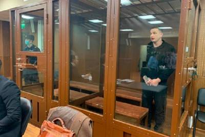 Блогеру Эдварду Билу предъявили обвинение после ДТП в центре Москвы