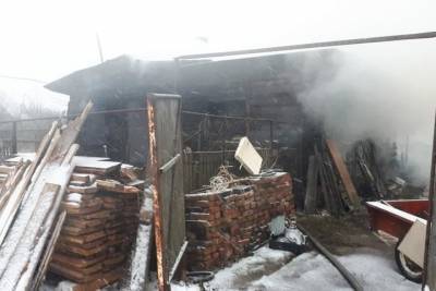 В Ивановской области сгорел большой частный дом