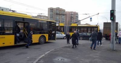 В Киеве выдали полмиллиона спецпропусков для проезда в общественном транспорте