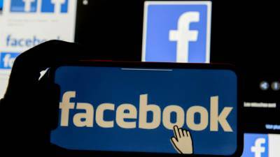 Общественники требуют оштрафовать Facebook из-за утечки личных данных 10 млн россиян