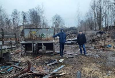 В Тверской области двое парней прорыли подкоп под забором, чтобы украсть металл с предприятия