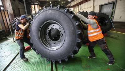 Тракторы не прокатили: с петербургской "Группы АТМ" взыскали 2,4 млрд