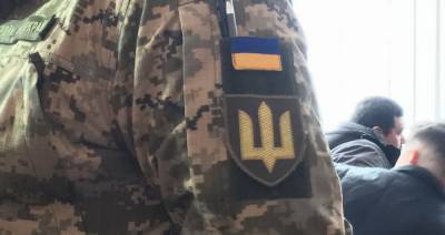 Под Киевом боевики пошли на штурм сельсовета, требуя землю