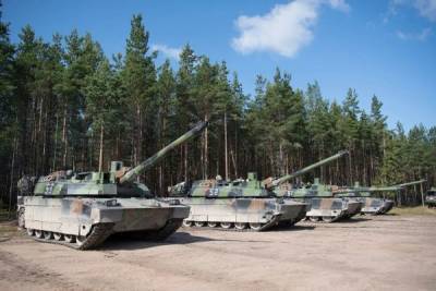 Французские танкисты тренируются воевать с Россией в Эстонии