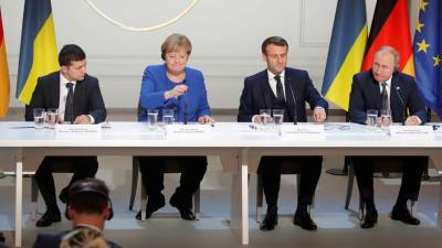 На Украине объявили о встрече Зеленского, Макрона и Меркель без Путина